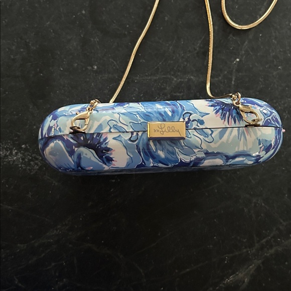 Lilly Pulitzer Catch N Keep Hard Clutch Coastal Blue Gold Chain Floral - Picture 4 of 5